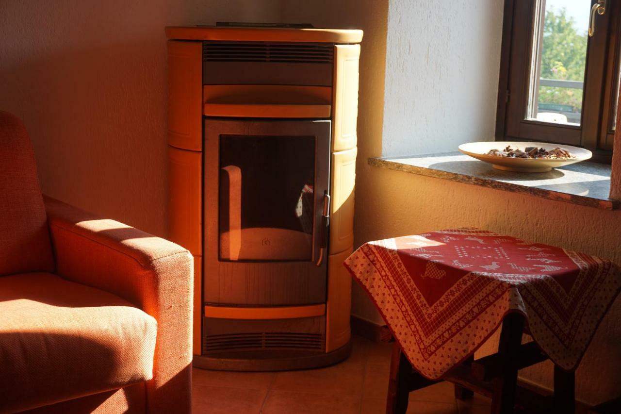 Maison Mey - Cir Vda Gignod 008 Aosta Eksteriør billede